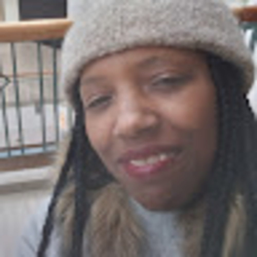 Meet your Posher, Jacqueline